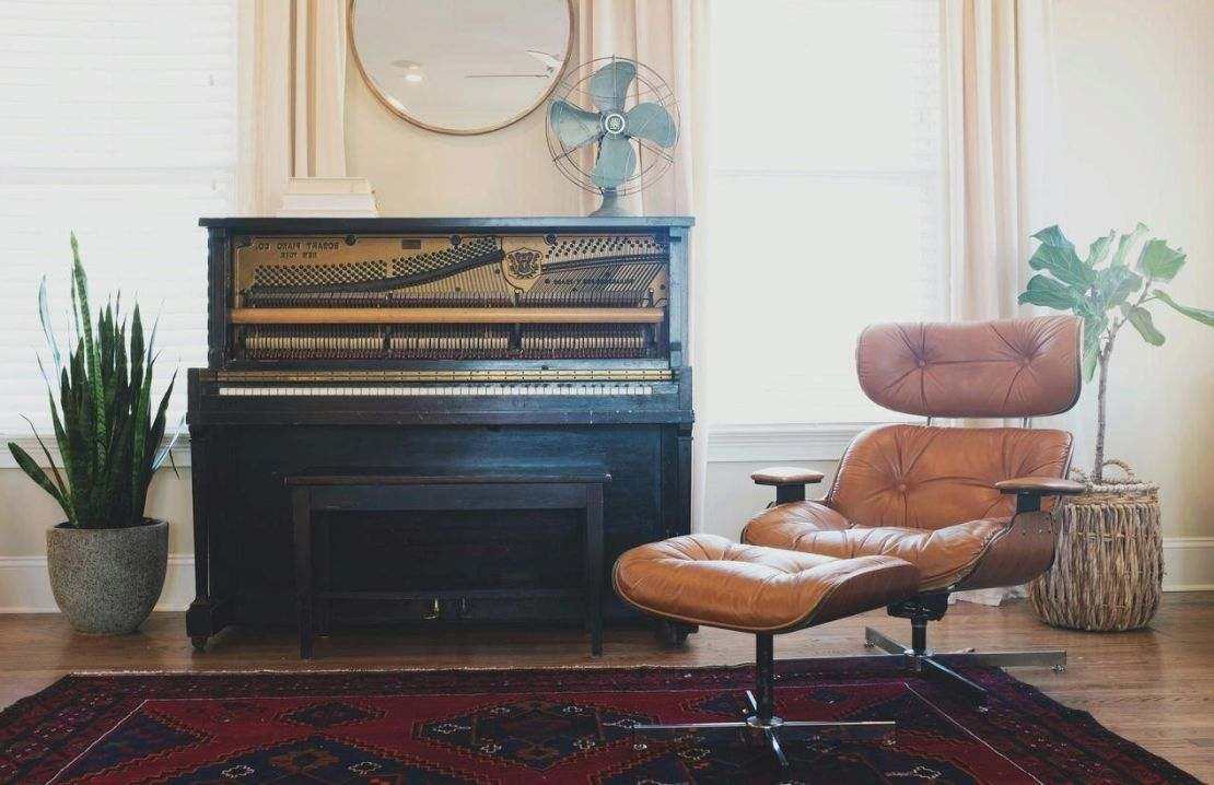 Lounge setup