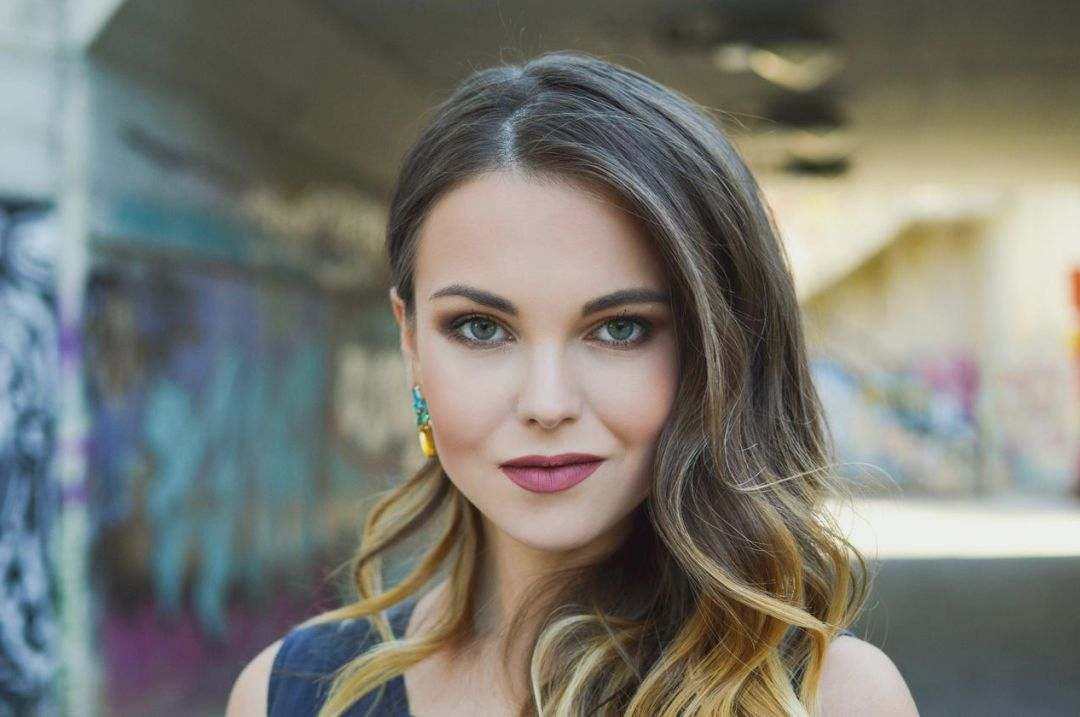 Designer face photo